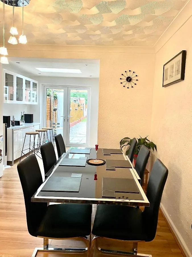 Homestay Stunning 1 Bedroom And Double Sofa Bed Near Train Station Southampton United Kingdom